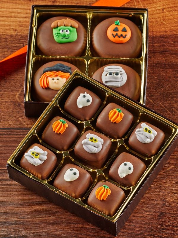 Opened Halloween Delights Gift Set