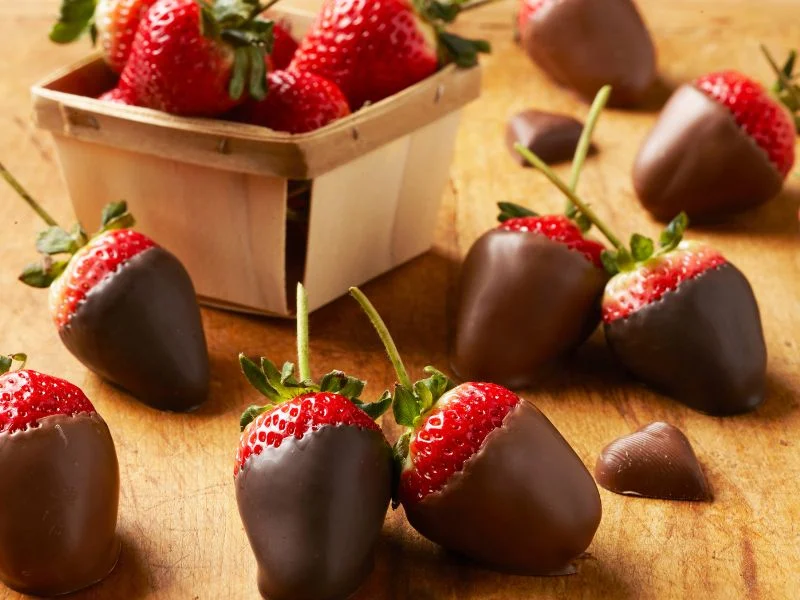 Assortment of Mother's Day Chocolate Strawberries