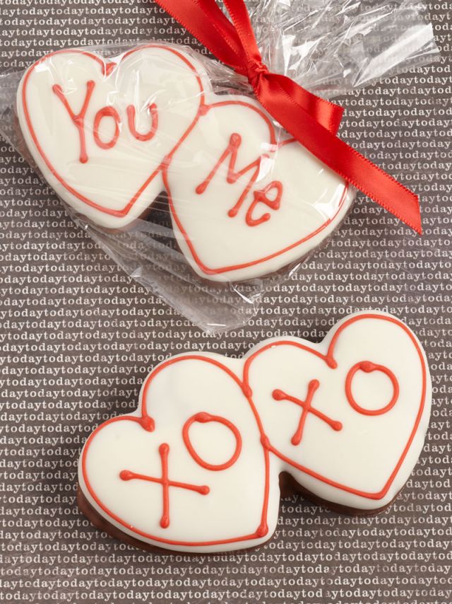 2 valentine marshmallow chocolate cut-outs in a bag.
